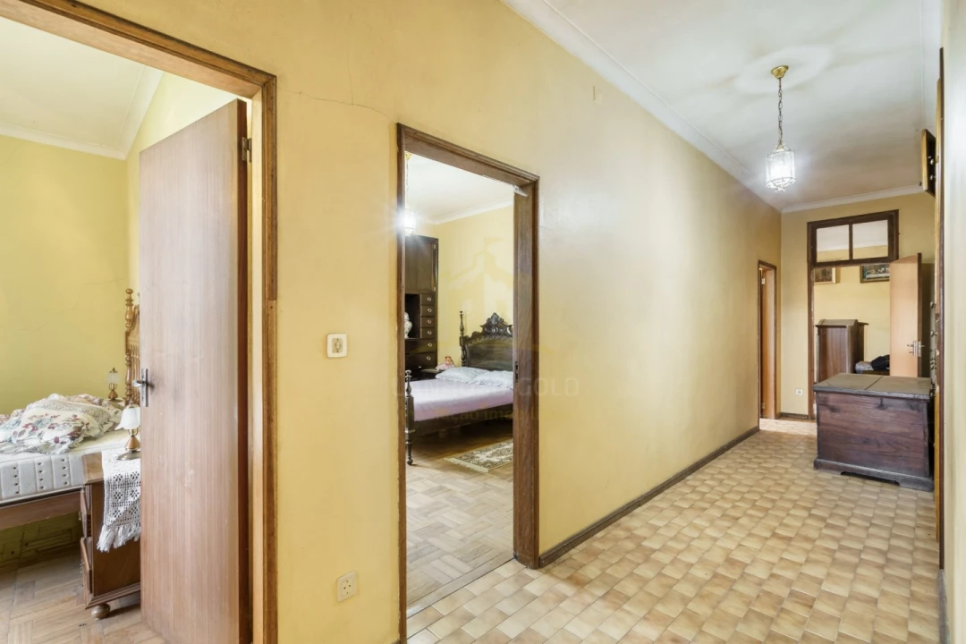 Moradia T4 para Venda em Caldelas, Sequeiros e Paranhos Foto 7