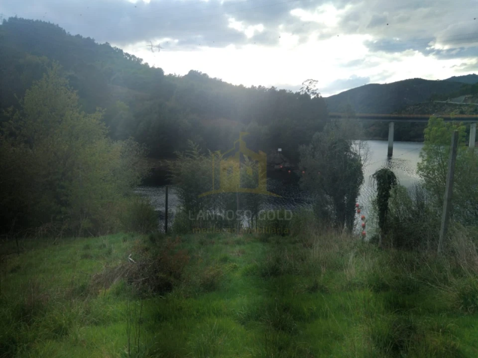 Terreno para Venda em Ferral Foto 7