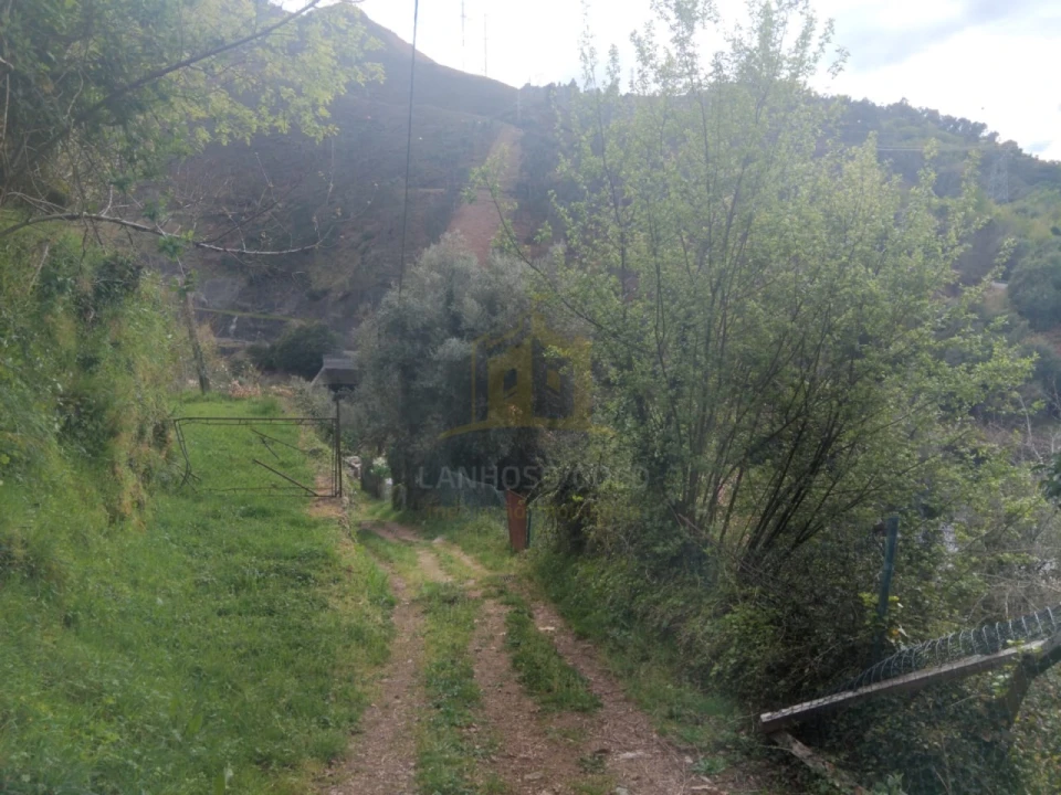 Terreno para Venda em Ferral Foto 14