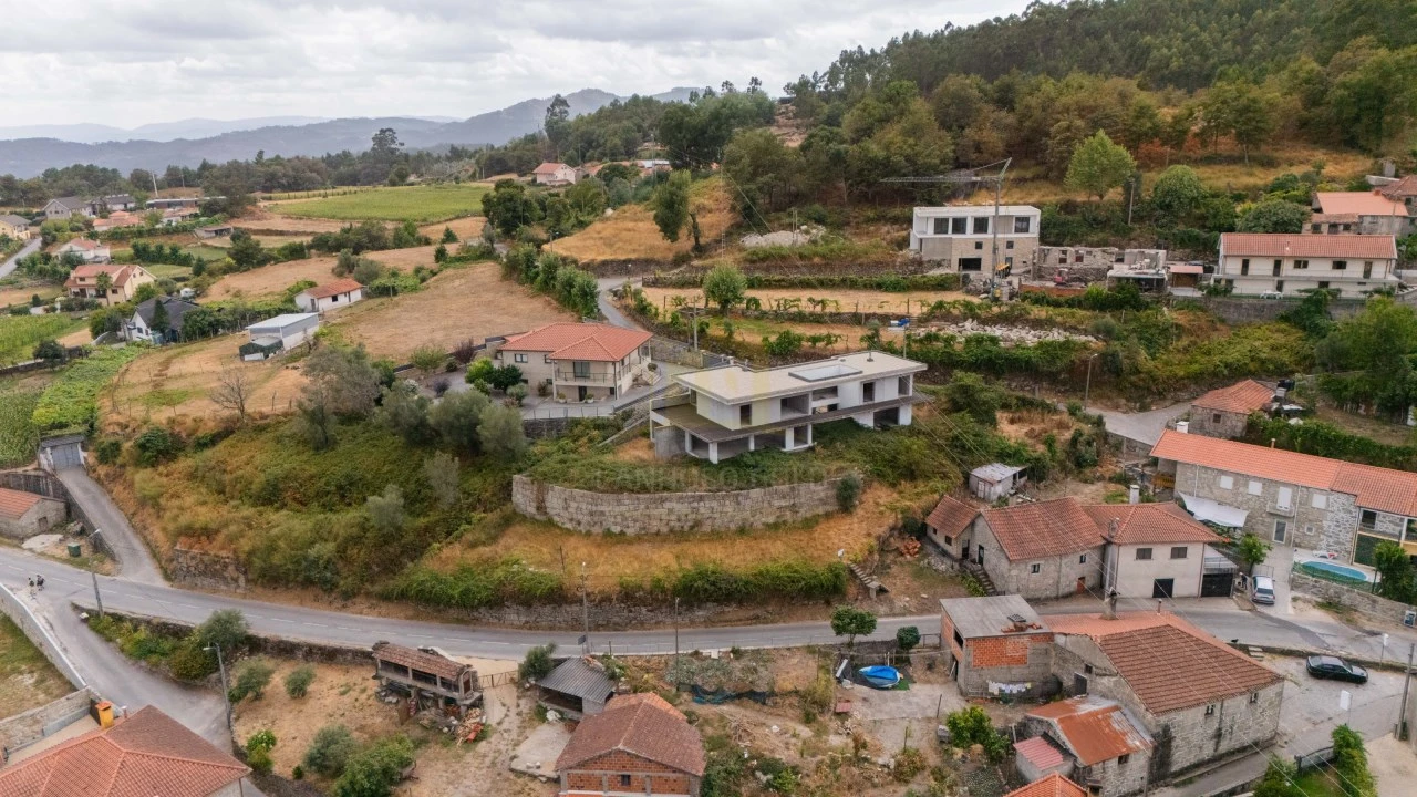 Moradia T4 para Venda em Anjos e Vilar do Chão Foto 3