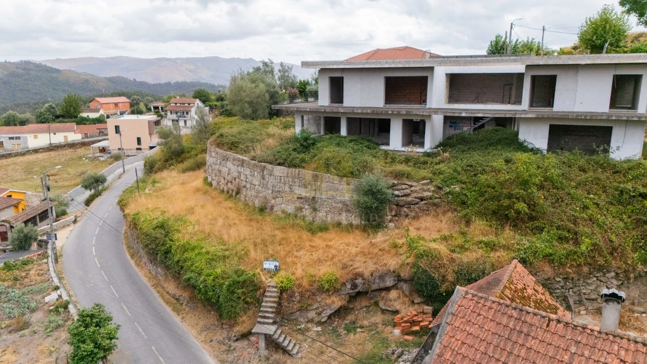Moradia T4 para Venda em Anjos e Vilar do Chão Foto 11