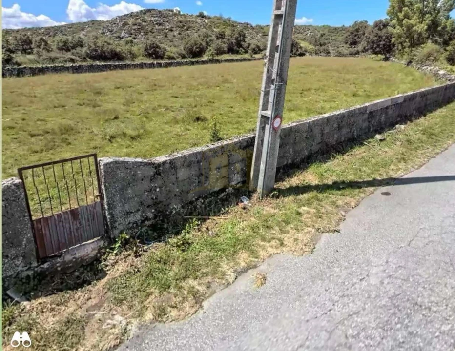 Terreno para Venda em Sarraquinhos Foto 3