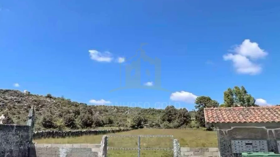 Terreno para Venda em Sarraquinhos