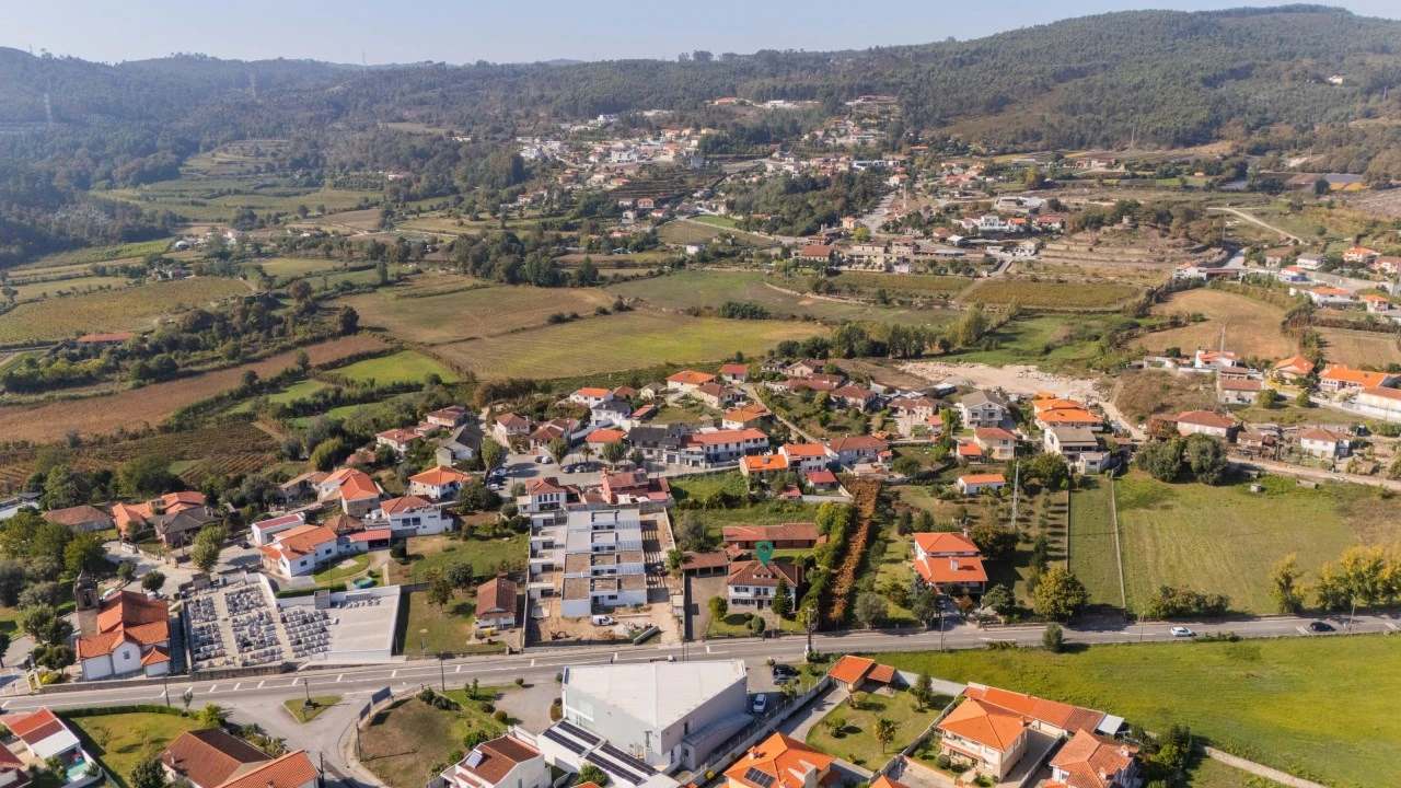 Moradia T4 para Venda em Campos e Louredo Foto 43