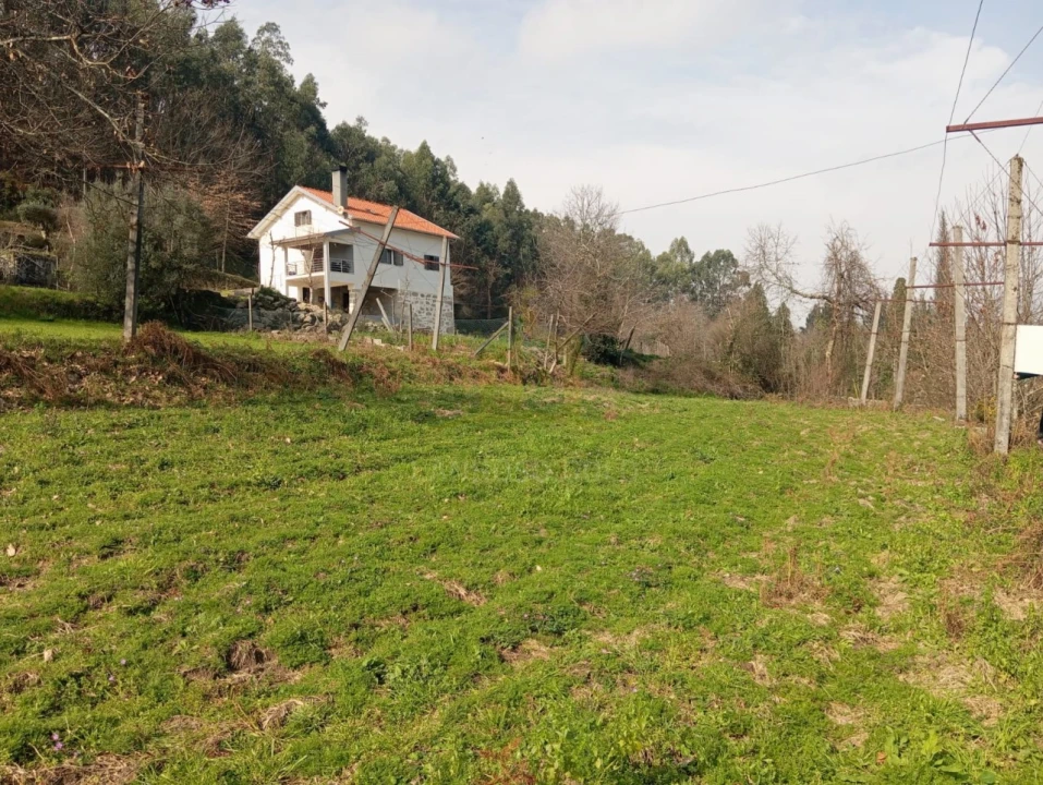 Terreno Misto para Venda em Águas Santas e Moure Foto 18