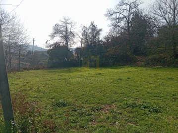 Terreno Misto para Venda em Águas Santas e Moure