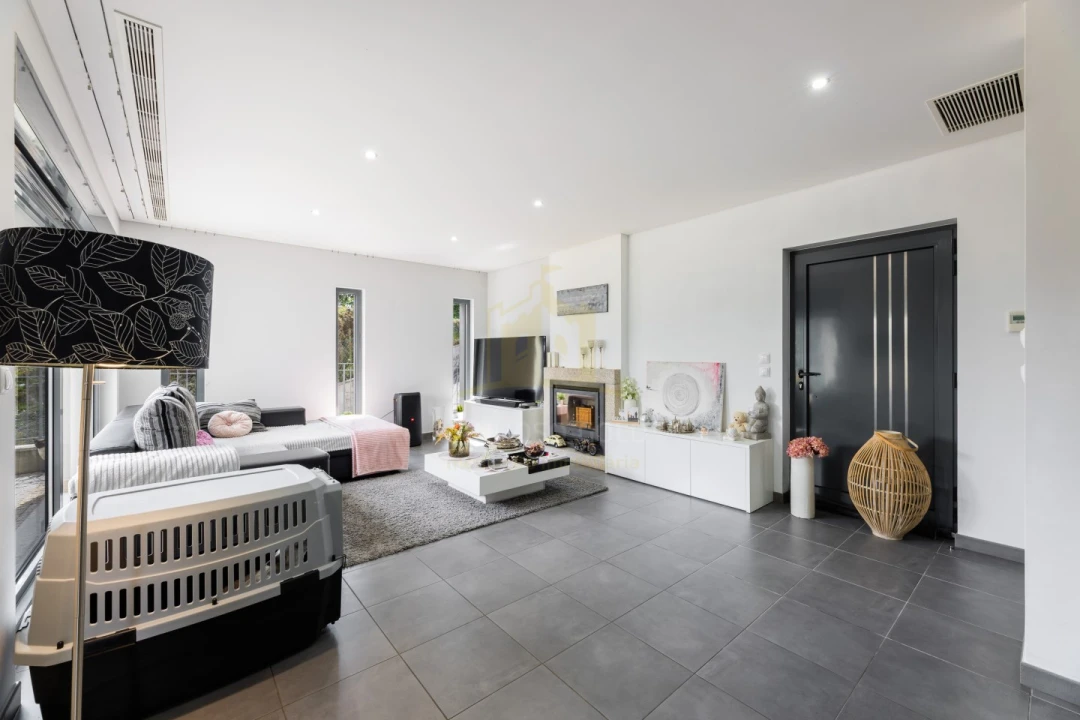 Moradia T4 para Venda em Povoa de Lanhoso (N. Senhora do Amparo) Foto 6