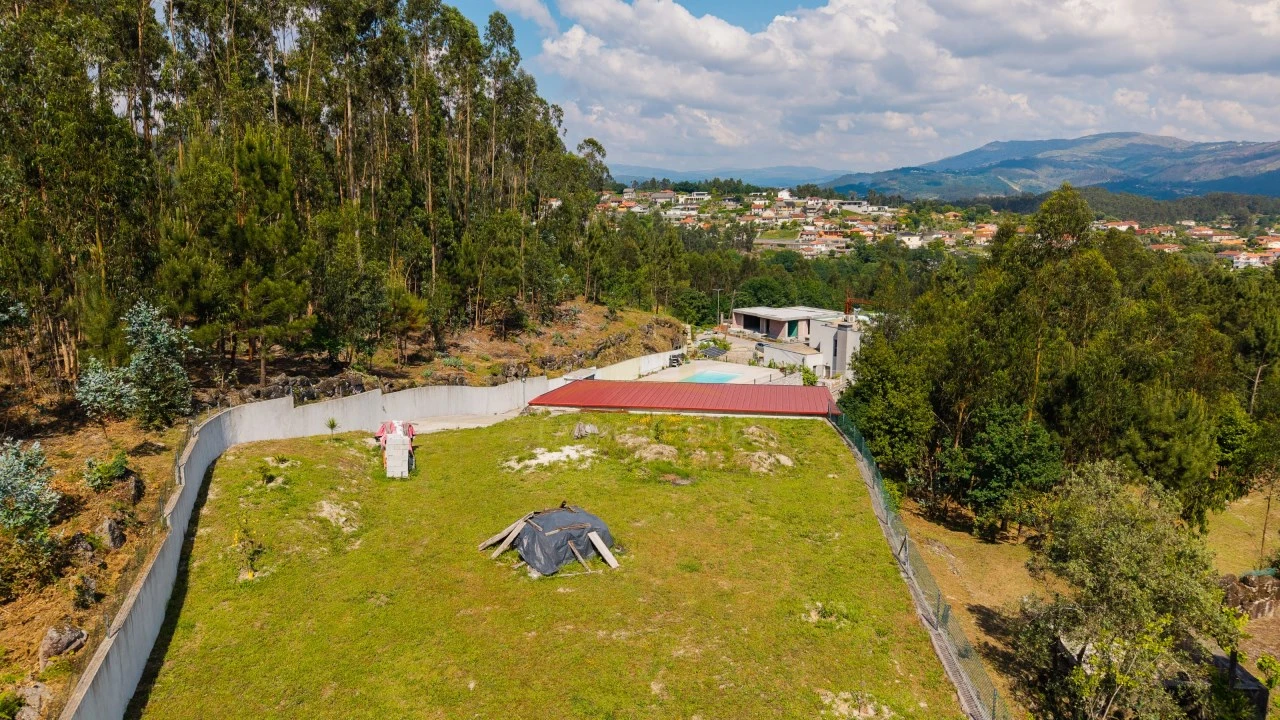 Moradia T4 para Venda em Povoa de Lanhoso (N. Senhora do Amparo) Foto 48