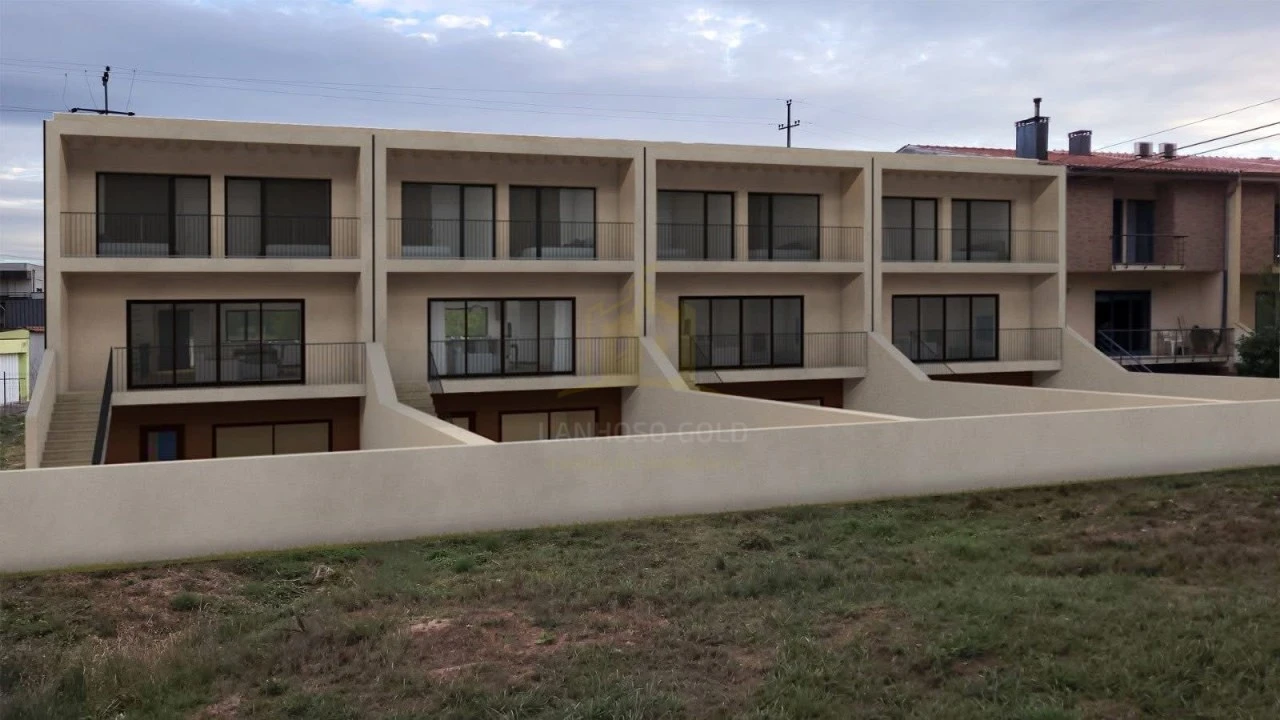Moradia T3 para Venda em Merelim (São Pedro) e Frossos Foto 14