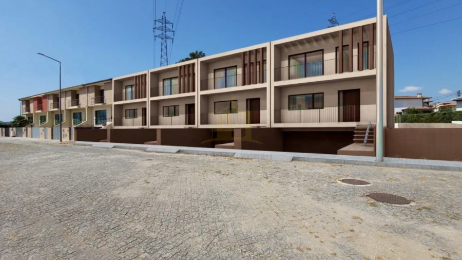 Moradia T3 para Venda em Merelim (São Pedro) e Frossos