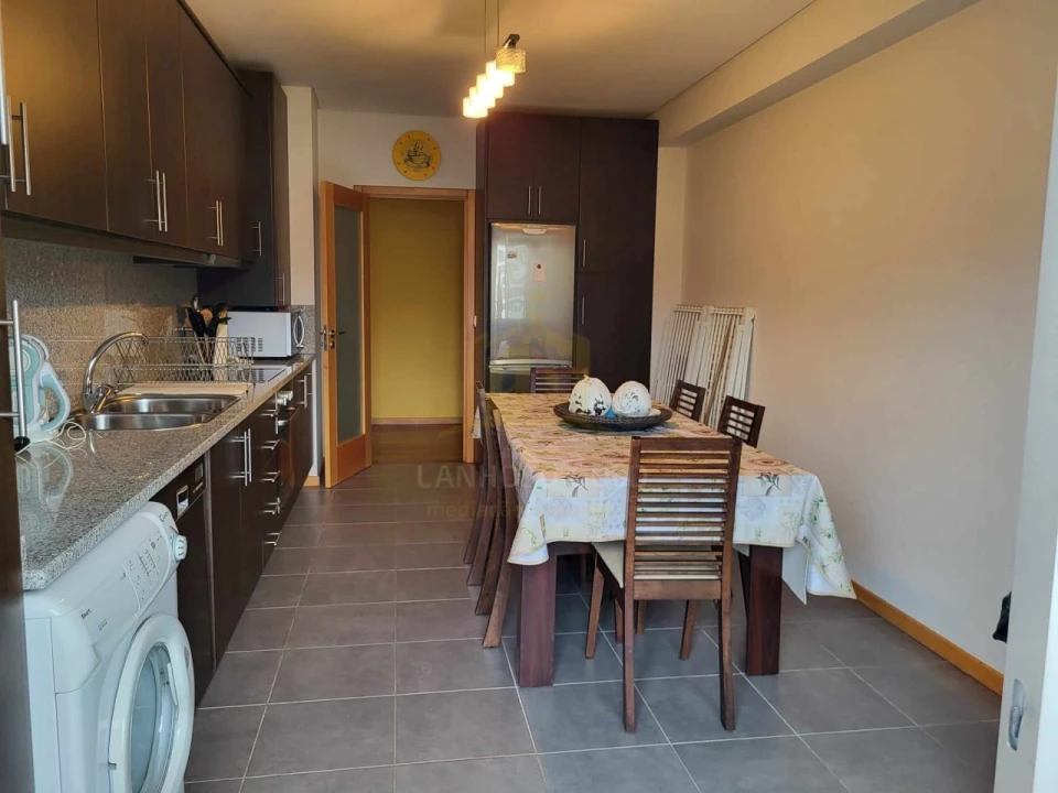 Apartamento T3 para Venda em Povoa de Lanhoso (N. Senhora do Amparo) Foto 5