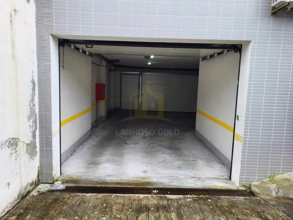 Apartamento T3 para Venda em Povoa de Lanhoso (N. Senhora do Amparo) Foto 22