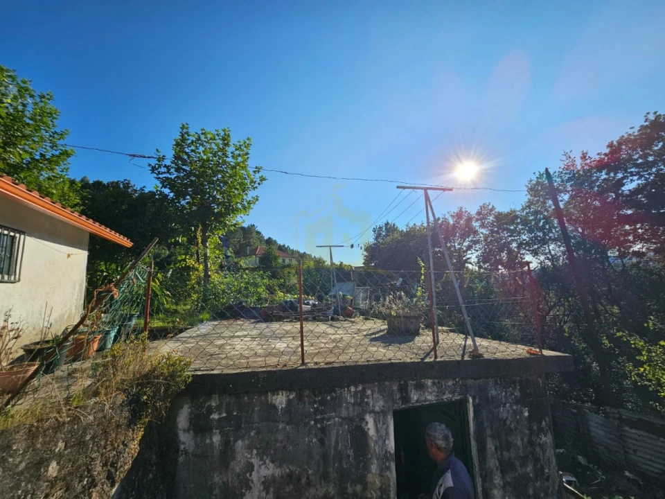 Moradia T2 para Venda em Cantelães Foto 1