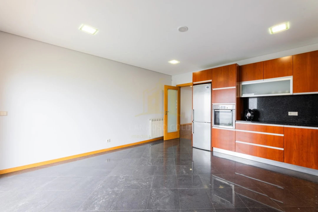 Moradia T5 para Venda em Espinho Foto 6