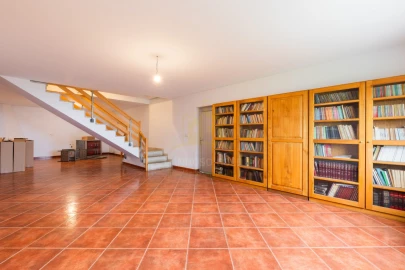 Moradia T5 para Venda em Espinho