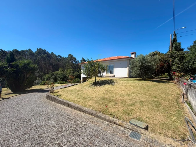Moradia T5 para Venda em Espinho Foto 30