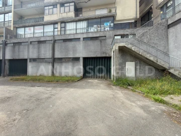 Garagem para Venda em Povoa de Lanhoso (N. Senhora do Amparo)