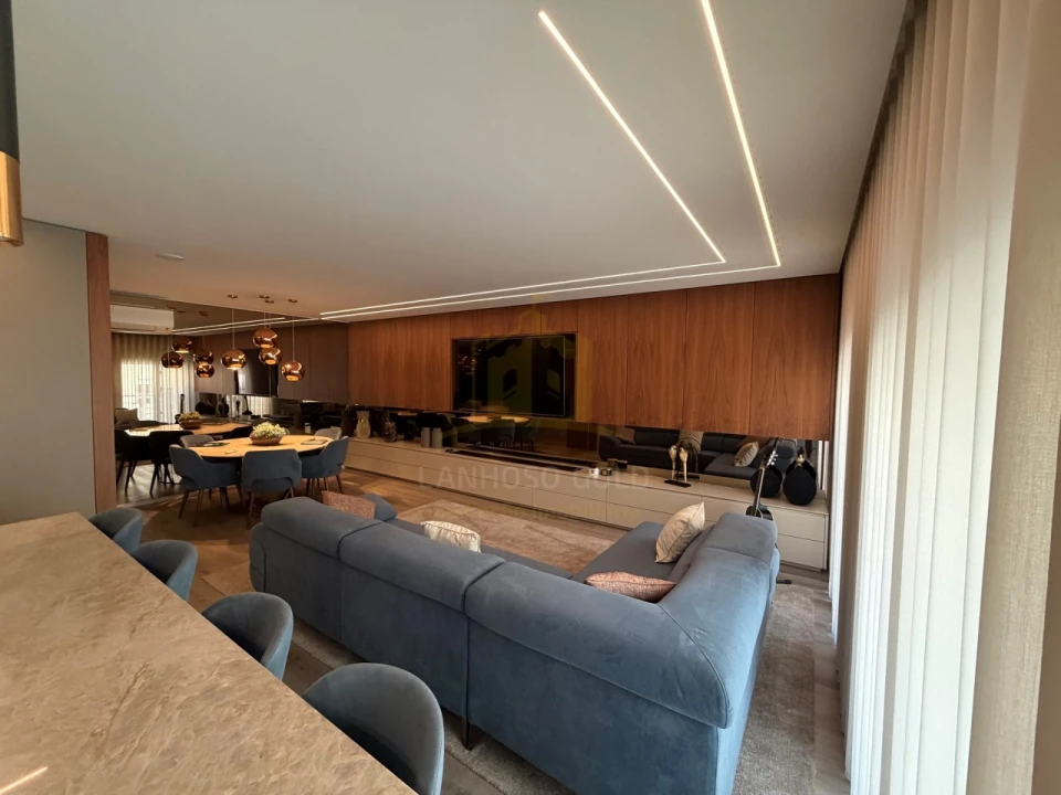 Apartamento T3 para Venda em Nogueiró e Tenões Foto 9