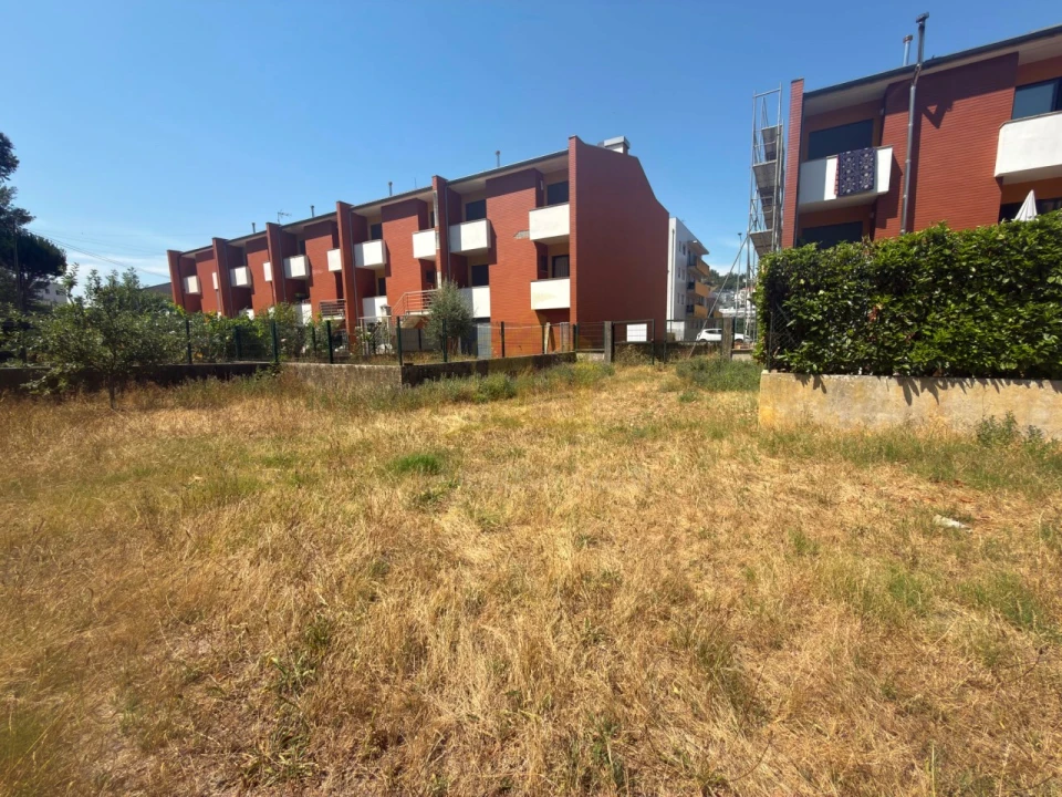Terreno para Venda em Povoa de Lanhoso (N. Senhora do Amparo) Foto 2