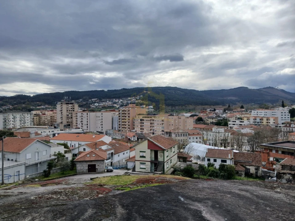 Terreno para Venda em Povoa de Lanhoso (N. Senhora do Amparo) Foto 5
