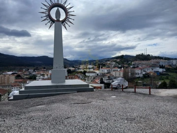 Terreno para Venda em Povoa de Lanhoso (N. Senhora do Amparo)