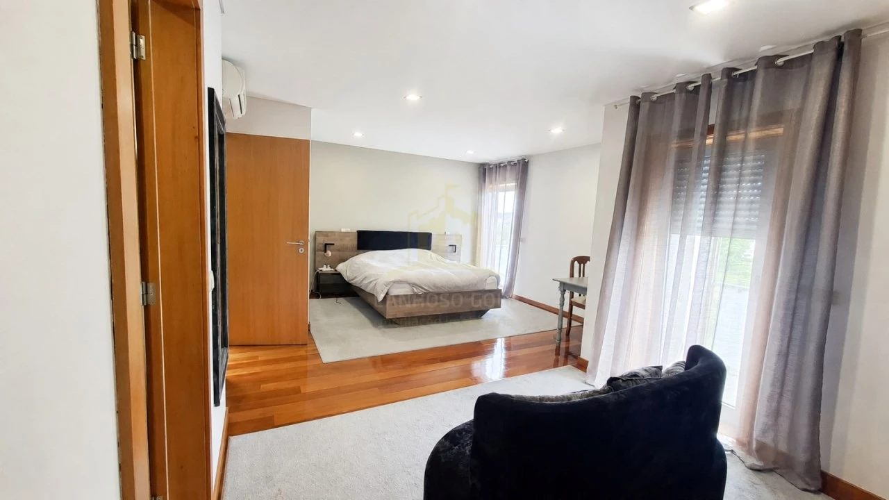 Moradia T3 para Venda em Este (São Pedro e São Mamede) Foto 4