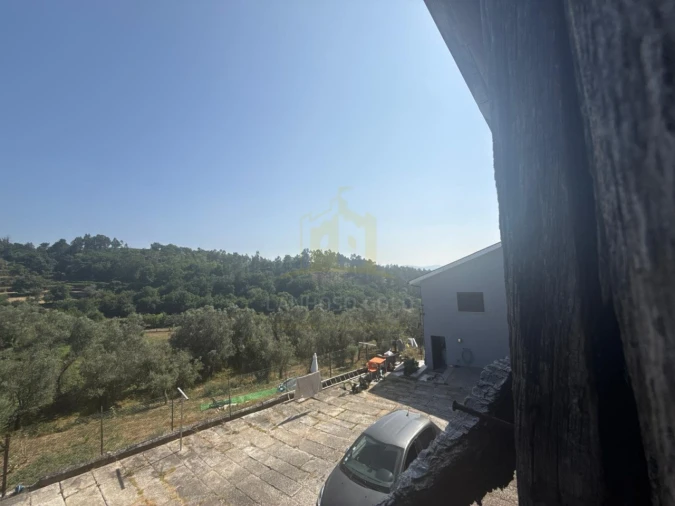 Terreno para Venda em Sobradelo da Goma Foto 18