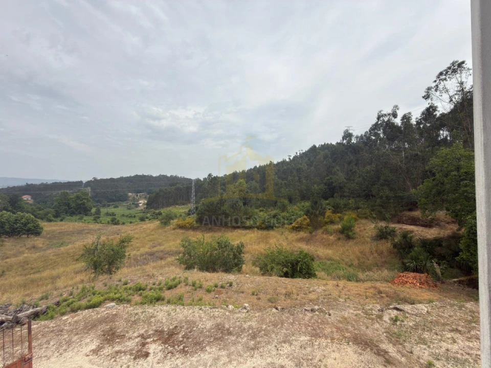 Moradia T2 para Venda em Arões (Santa Cristina) Foto 13
