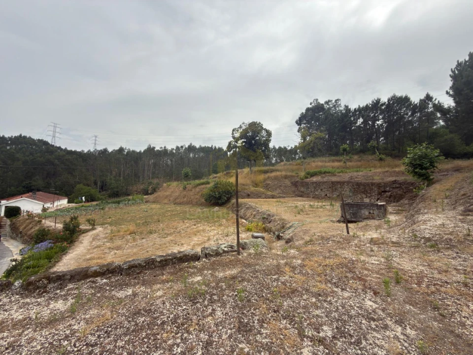 Moradia T2 para Venda em Arões (Santa Cristina) Foto 28