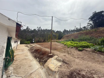 Moradia T2 para Venda em Arões (Santa Cristina)
