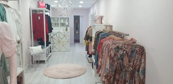 Loja para Venda em Povoa de Lanhoso (N. Senhora do Amparo)