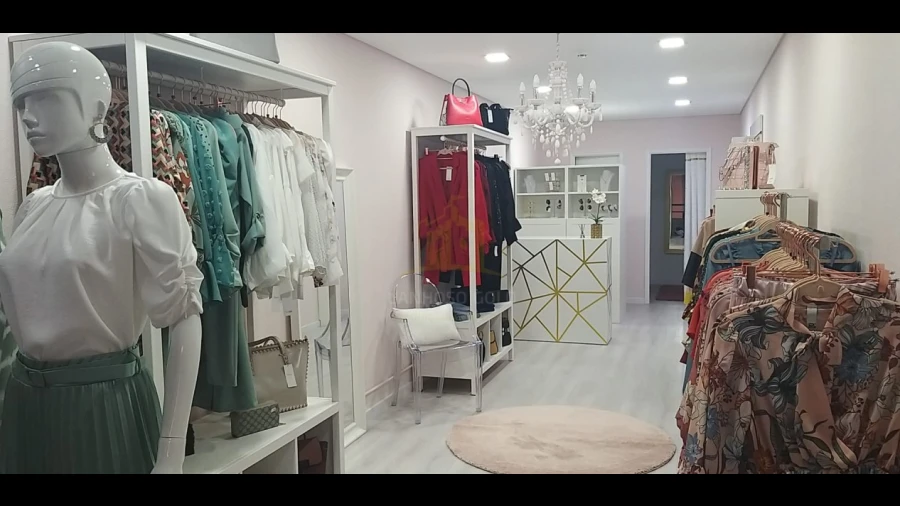 Loja para Venda em Povoa de Lanhoso (N. Senhora do Amparo)