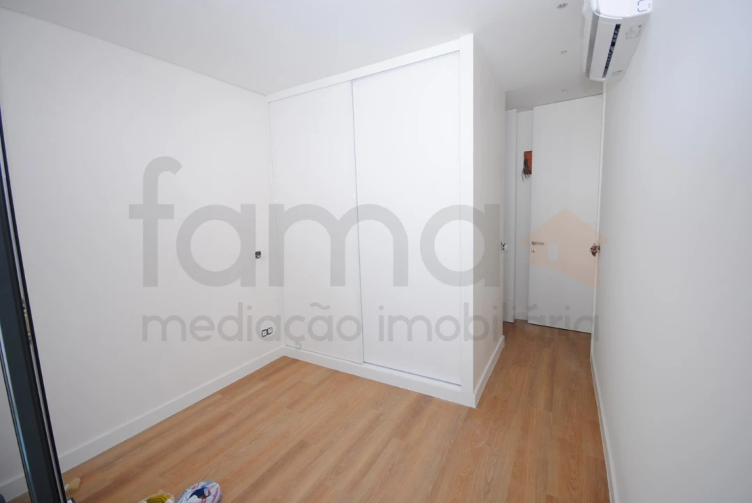 Moradia T3 para Venda em Alcabideche Foto 34