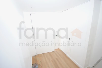 Moradia T3 para Venda em Alcabideche
