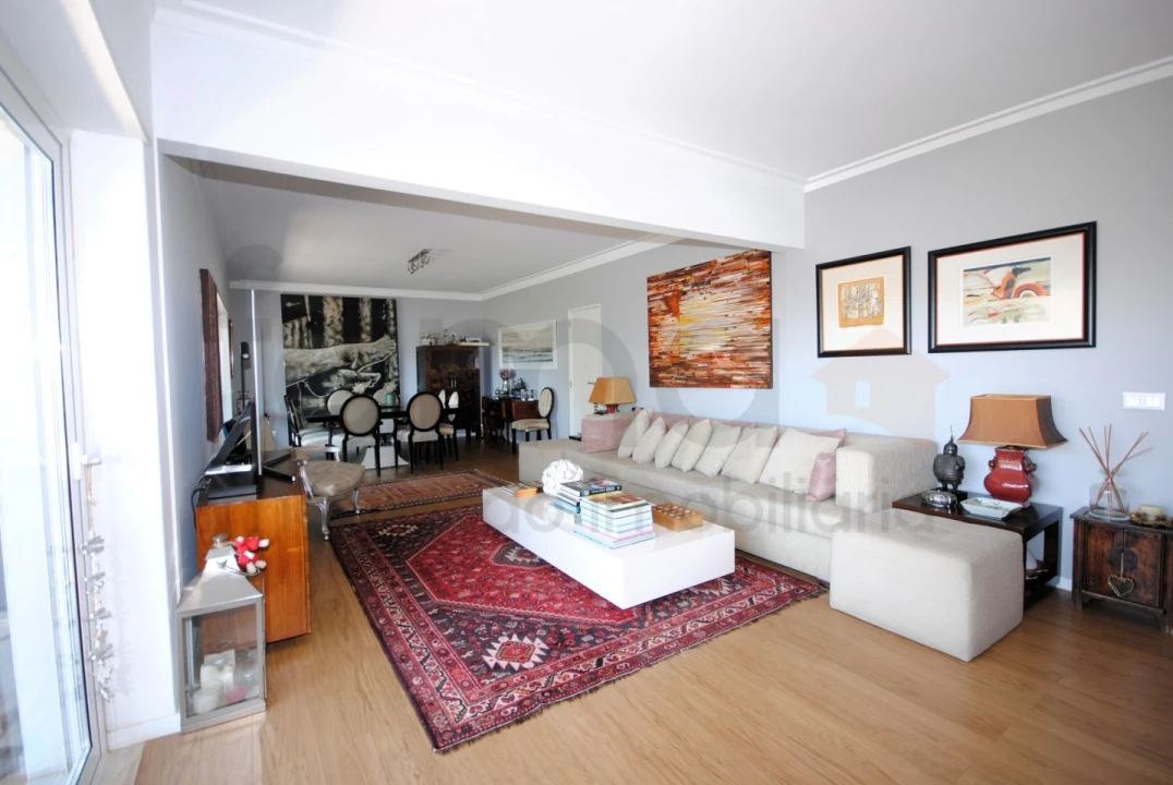Moradia T8 para Venda em Carcavelos e Parede Foto 22