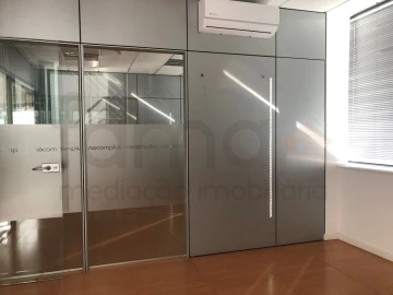 Escritório para Arrendamento em Carnaxide e Queijas