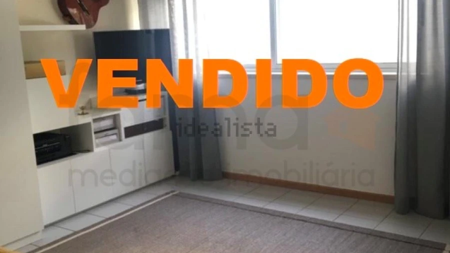 Apartamento para Venda em Porto Salvo