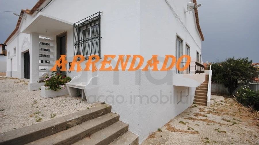 Apartamento T3 para Arrendamento em Carcavelos e Parede