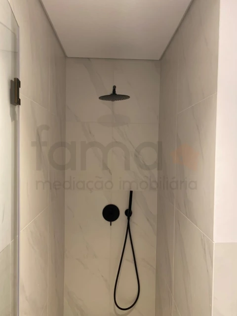 Apartamento T1 para Arrendamento em Carnide