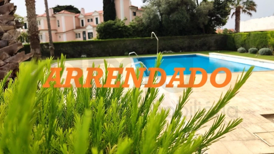 Apartamento T2 para Arrendamento em Carcavelos e Parede