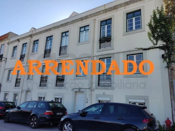 Apartamento T2 para Arrendamento em Belém
