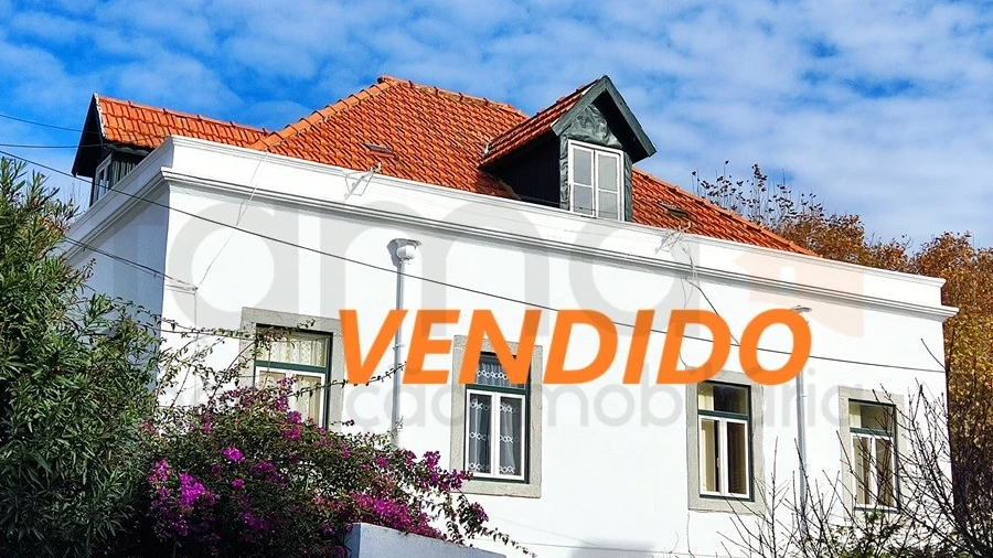 Moradia T6 para Venda em Carcavelos e Parede