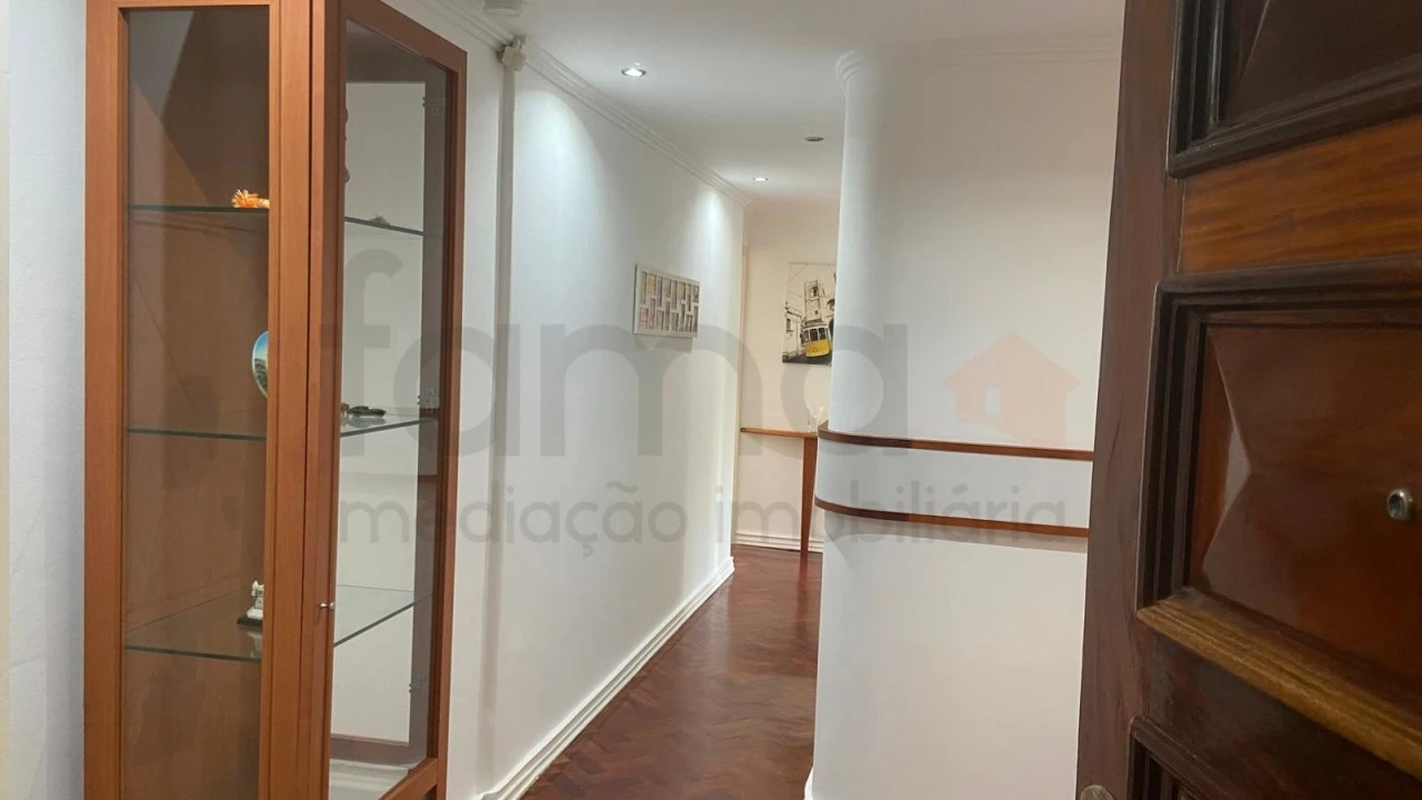 Apartamento T2 para Arrendamento em São Vicente Foto 16