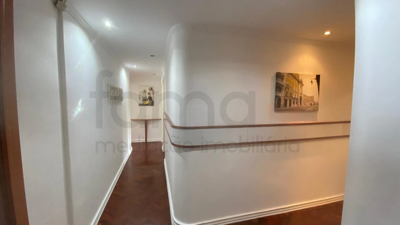 Apartamento T2 para Arrendamento em São Vicente Foto 18
