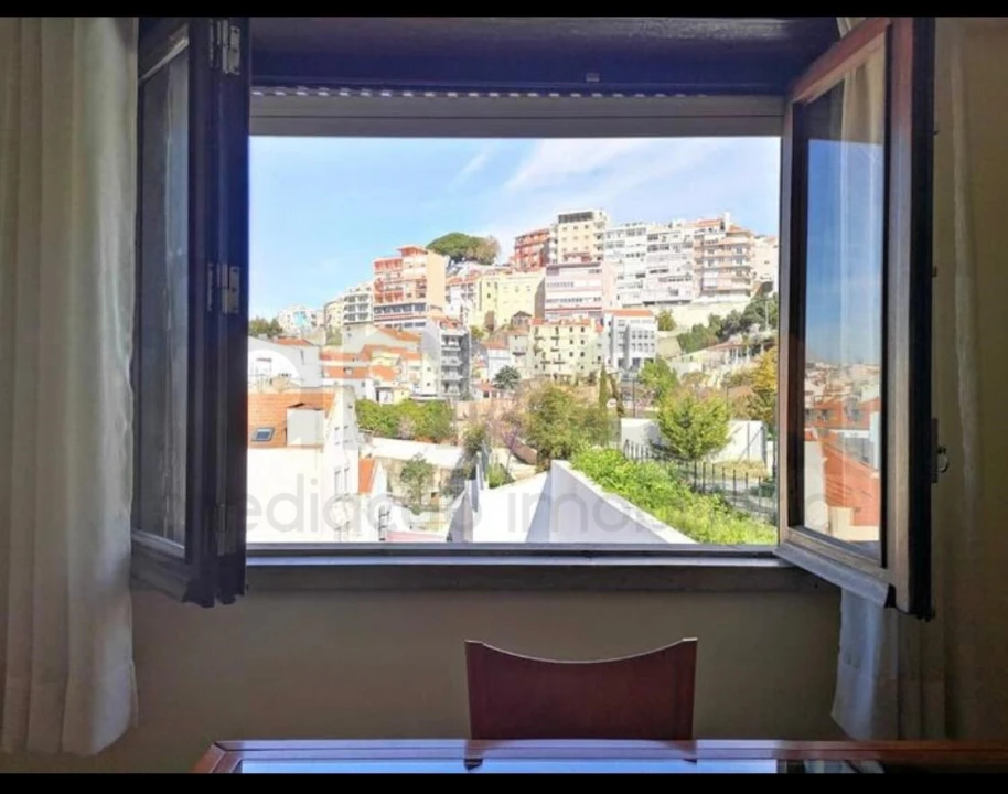 Apartamento T2 para Arrendamento em São Vicente Foto 1