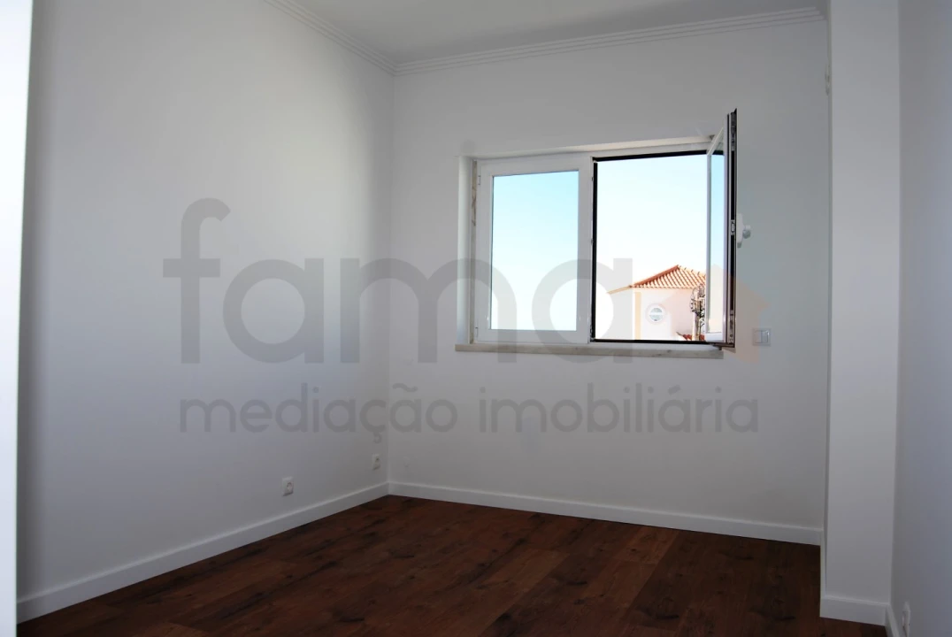 Moradia T4 para Venda em Ericeira Foto 33