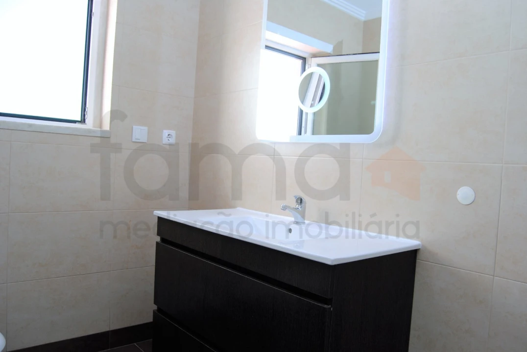 Moradia T4 para Venda em Ericeira Foto 42