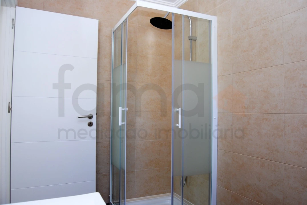 Moradia T4 para Venda em Ericeira Foto 44