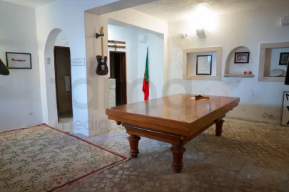 Quinta T14 para Venda em Colares