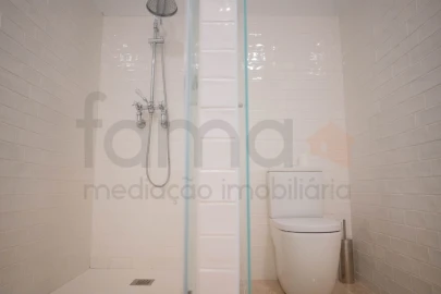 Quinta T14 para Venda em Colares